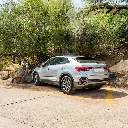 בית נופש In *